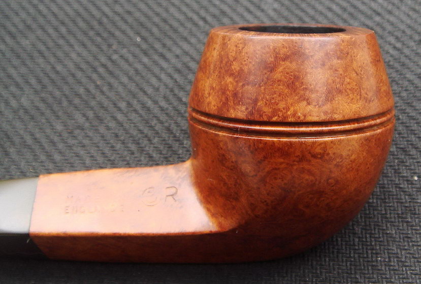 Dunhill-R47-06.jpg