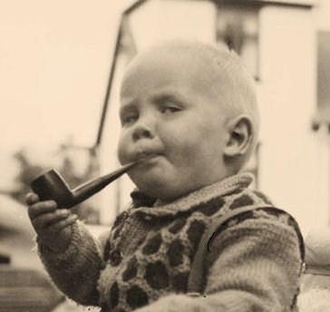 Pipe-Smoking-Baby.jpg